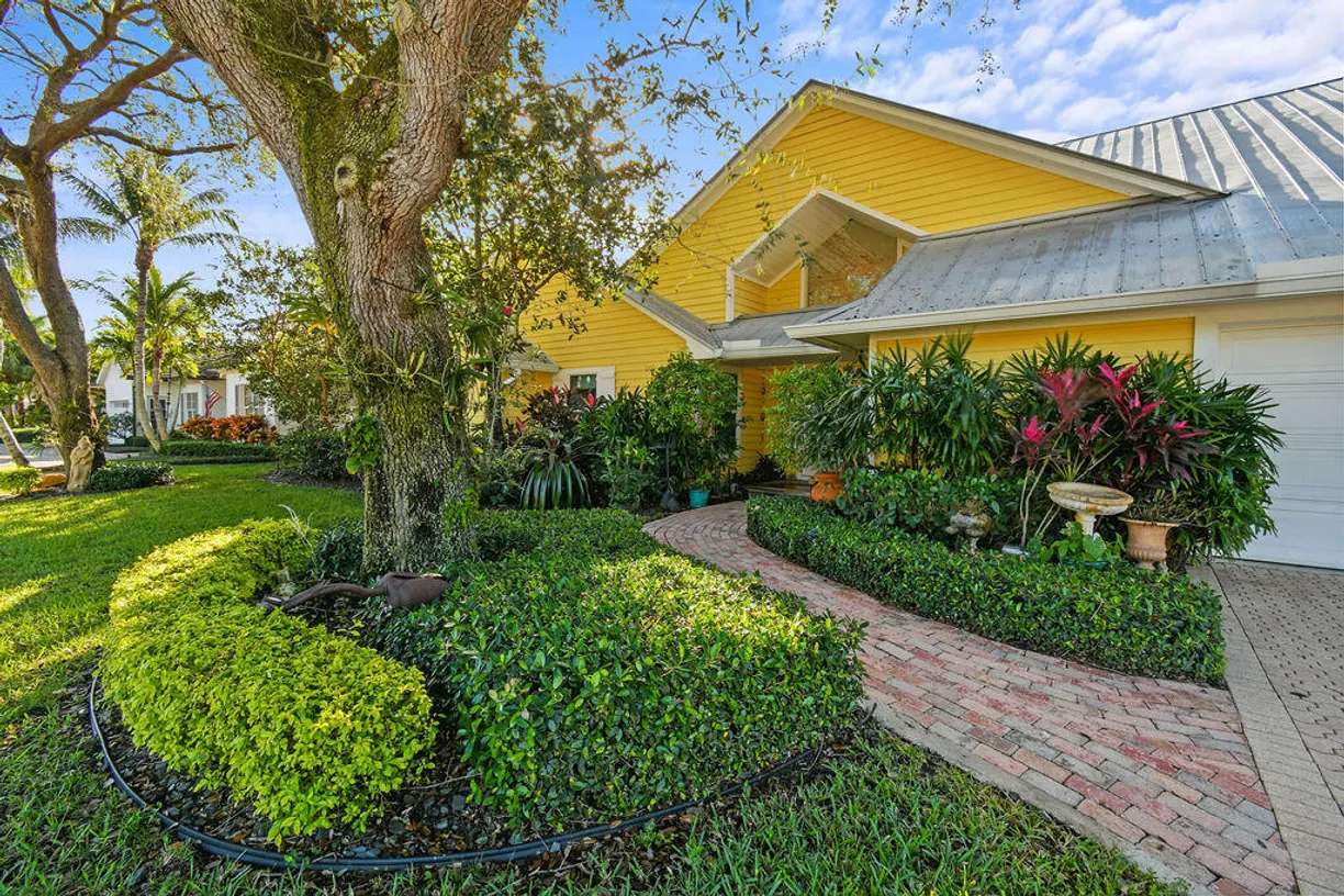 South Florida Real Estate | View 2388 Palm Harbor Drive | Listing