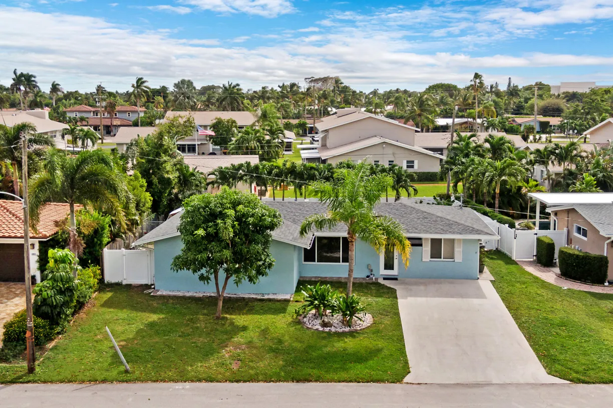 South Florida Real Estate | View 912 SE 8th Court | 3 Beds, 2 Baths