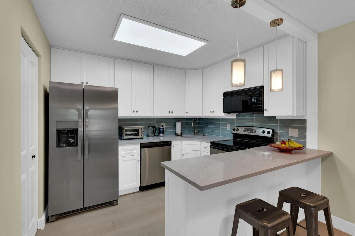 South Florida Real Estate | View 3561 Pine Needle A2 Drive, A-2 | 2 Beds, 1 Bath