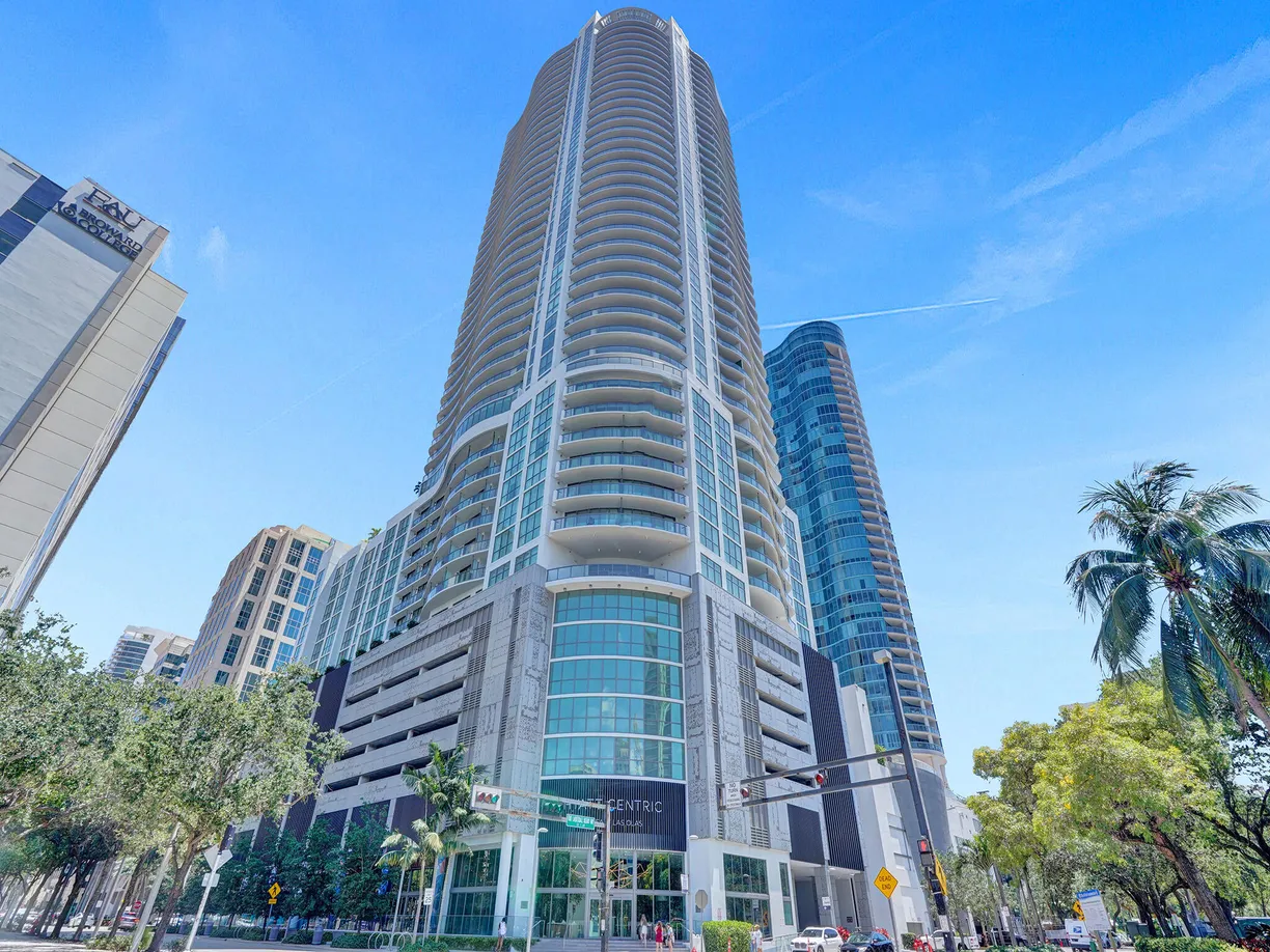 South Florida Real Estate | View 100 E Las Olas Boulevard, 3301 | Listing