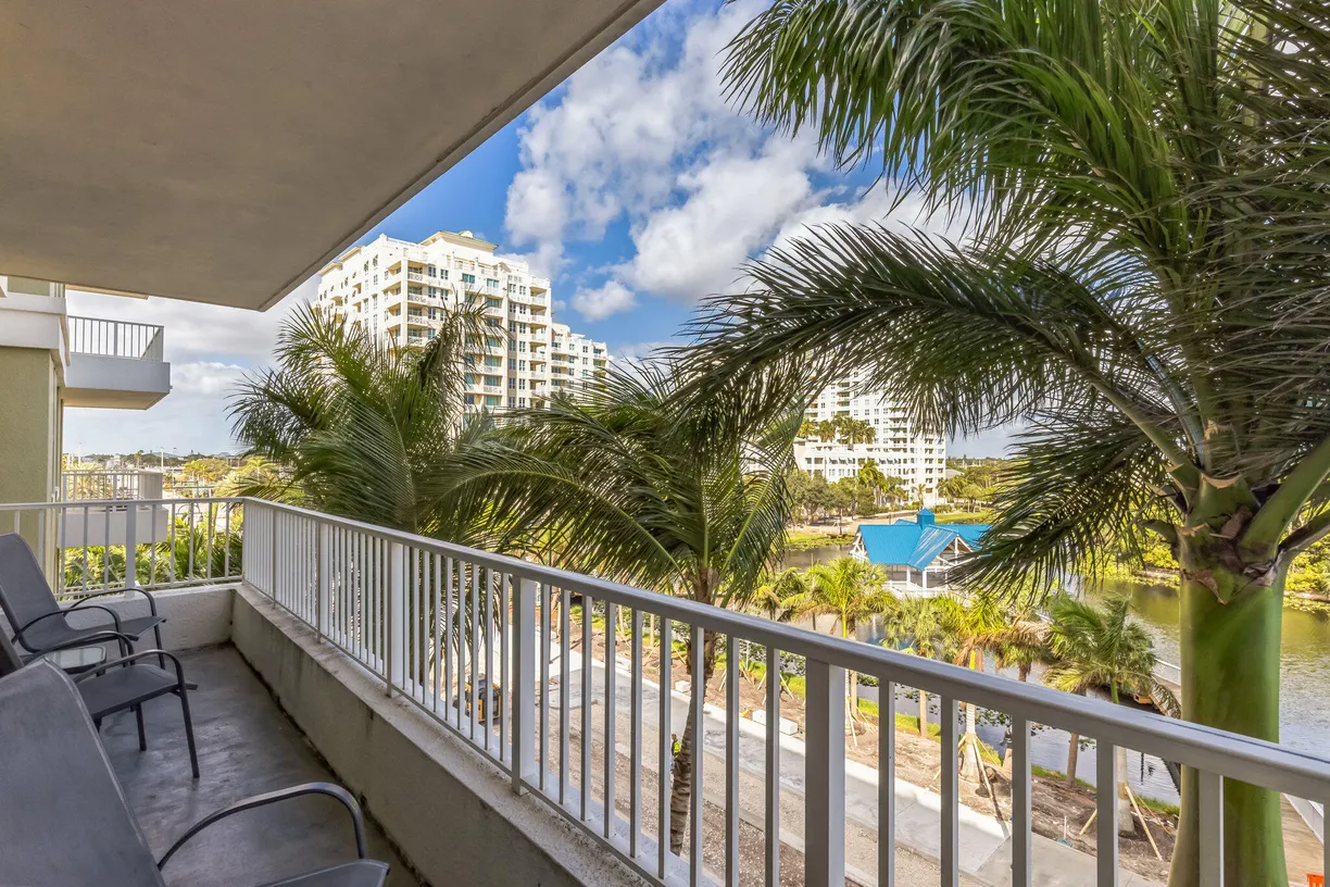 South Florida Real Estate | View 700 E Boynton Beach 511 Boulevard, 511 | Listing
