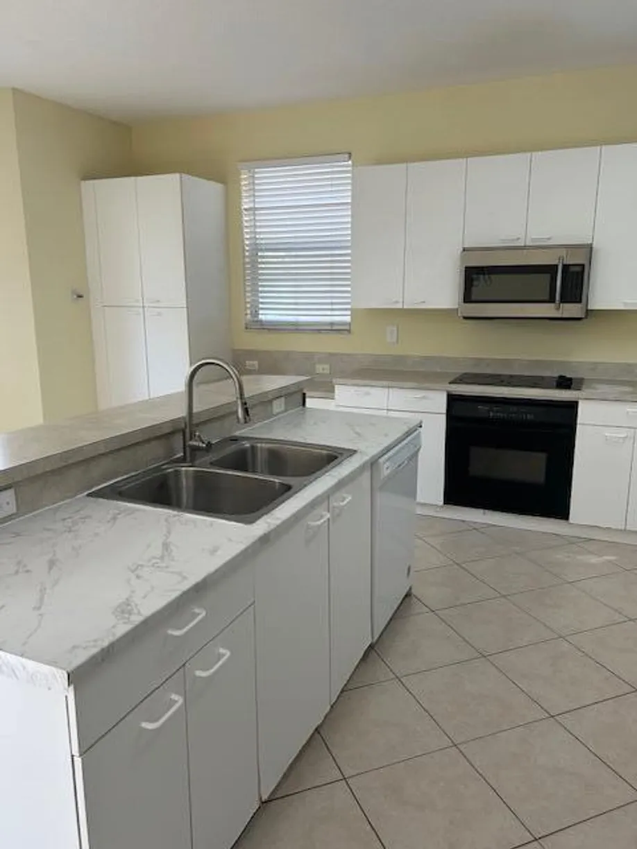 South Florida Real Estate | View 1575 Briar Oak Drive | Listing