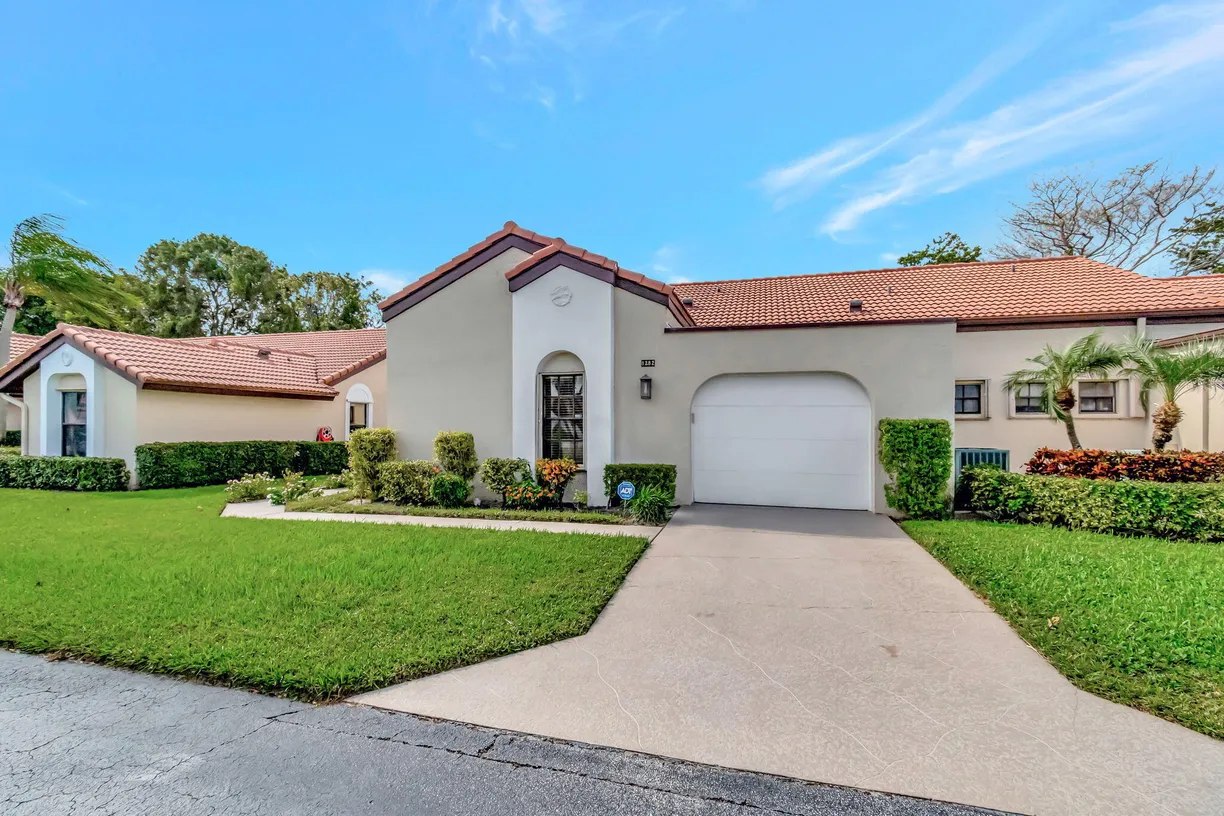 South Florida Real Estate | View 8282 Mooring Circle | 3 Beds, 2 Baths