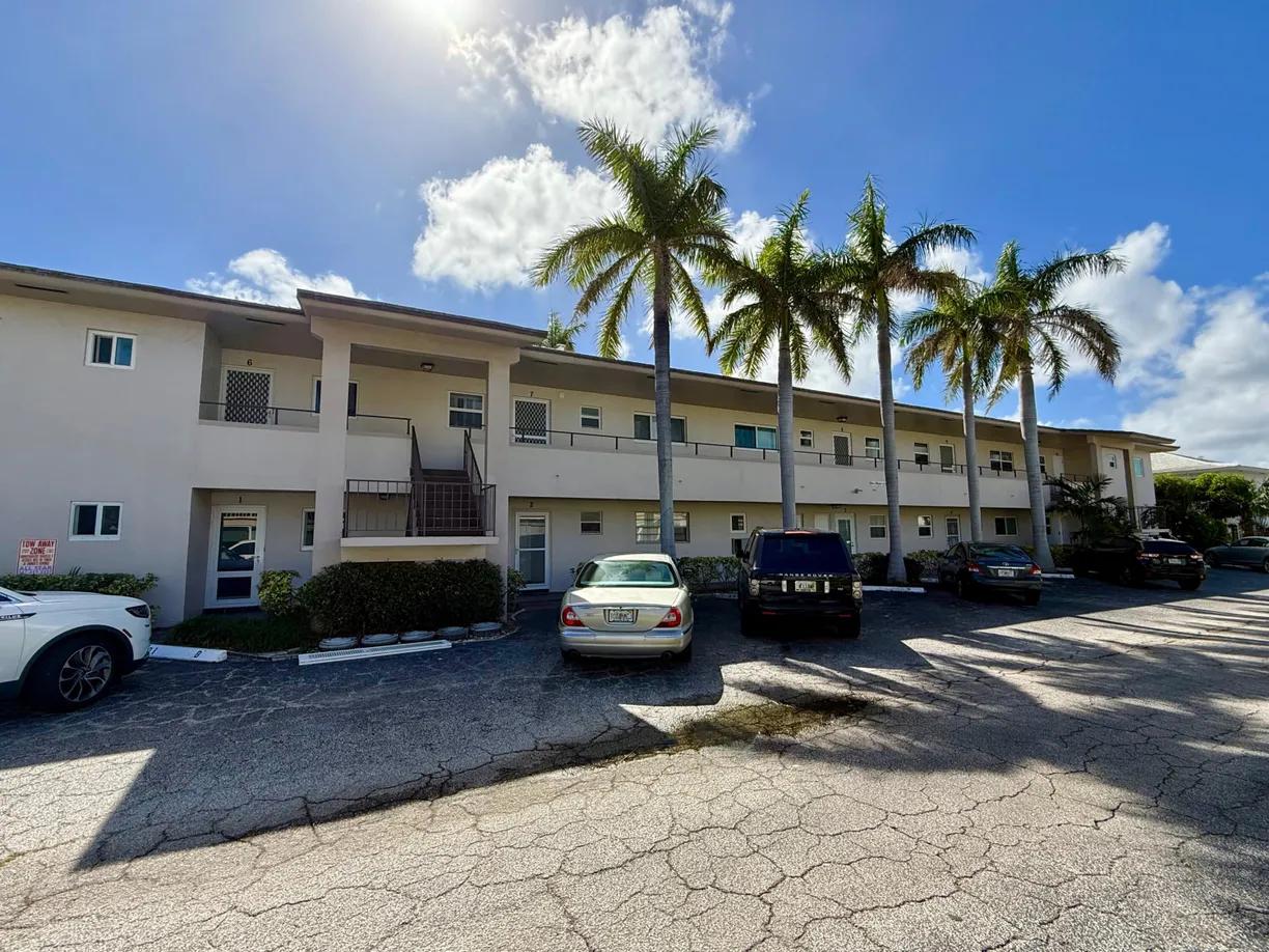 South Florida Real Estate | View 2601 S Ocean Boulevard, 7 | Listing