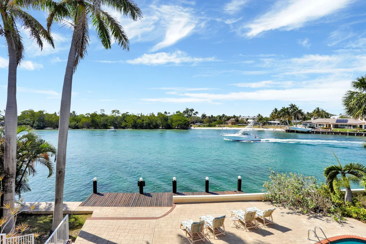 South Florida Real Estate | View 2505 N Riverside Drive | Listing