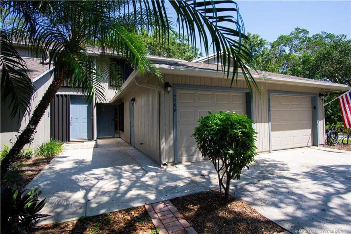 South Florida Real Estate | View 5300 SE Schooner Oaks Way | Listing