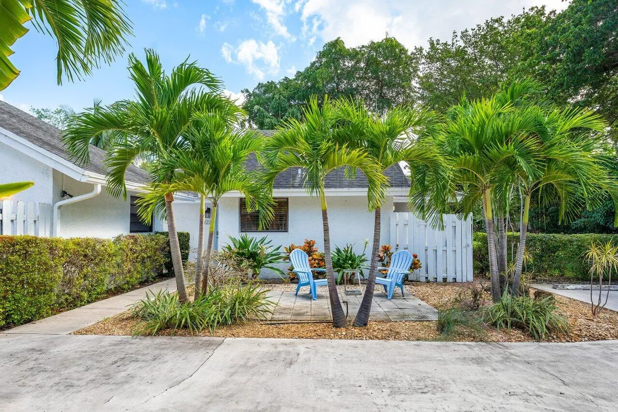 South Florida Real Estate | View 2217 Florida Boulevard | Listing