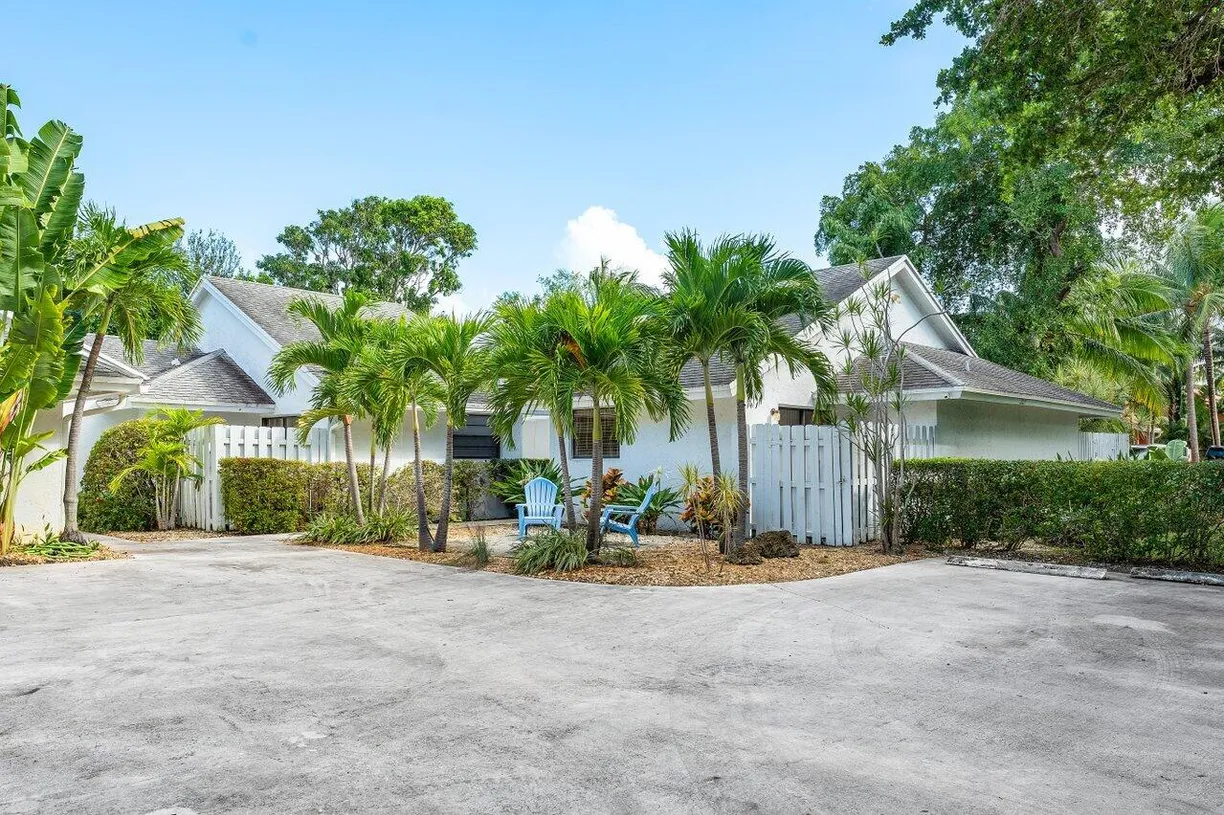 South Florida Real Estate | View 2217 Florida Boulevard | 6 Beds, 6 Baths