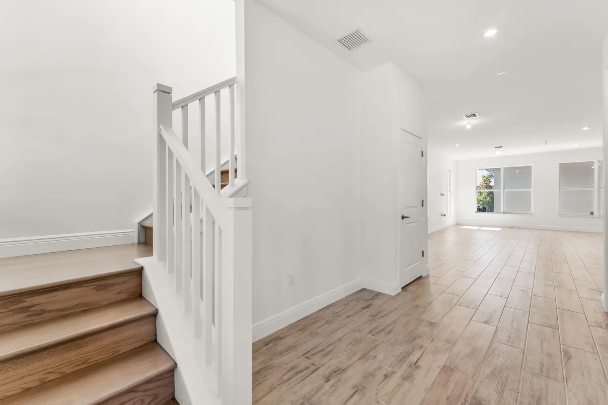 South Florida Real Estate | View 1024 SW Farmer Drive | Listing