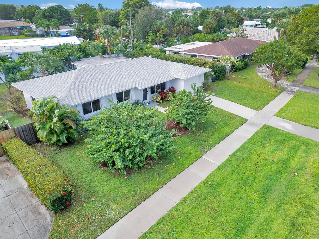 South Florida Real Estate | View 524 Lighthouse Drive | 3 Beds, 2 Baths