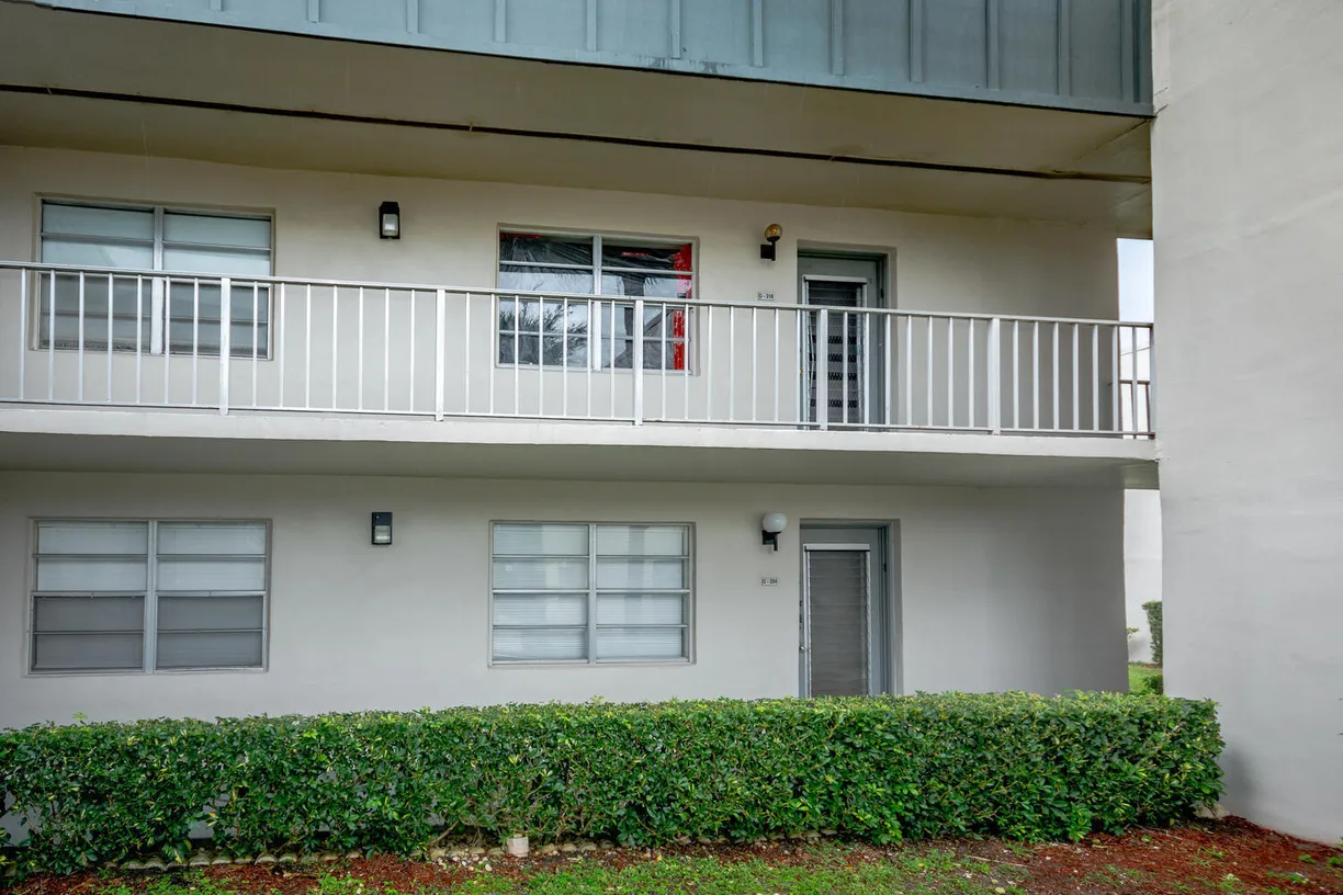 South Florida Real Estate | View 294 Burgundy G | Listing