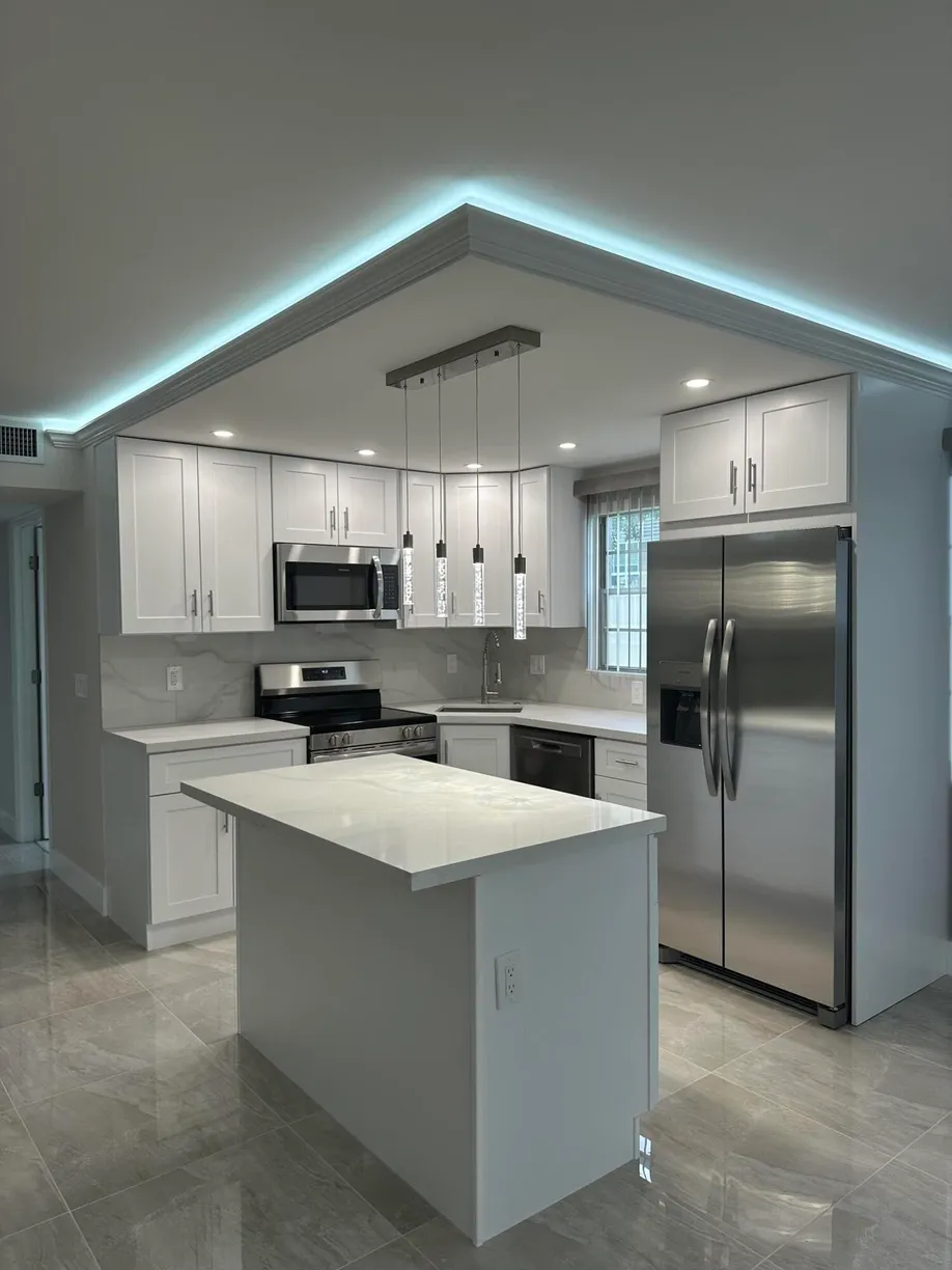 South Florida Real Estate | View 256 Suffolk G | 2 Beds, 1 Bath