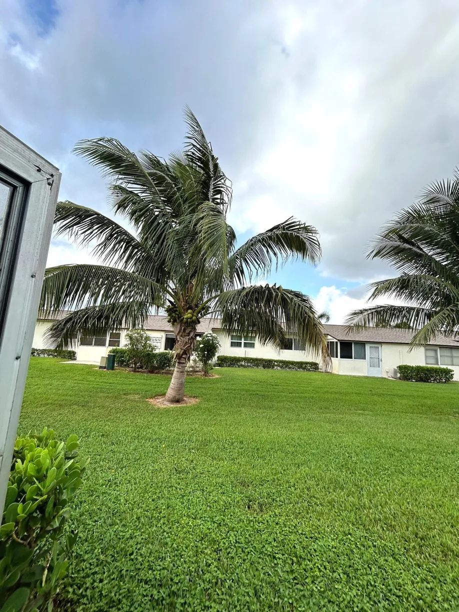 South Florida Real Estate | View 2864 Crosley Drive, F | 1 Bed, 1 Bath