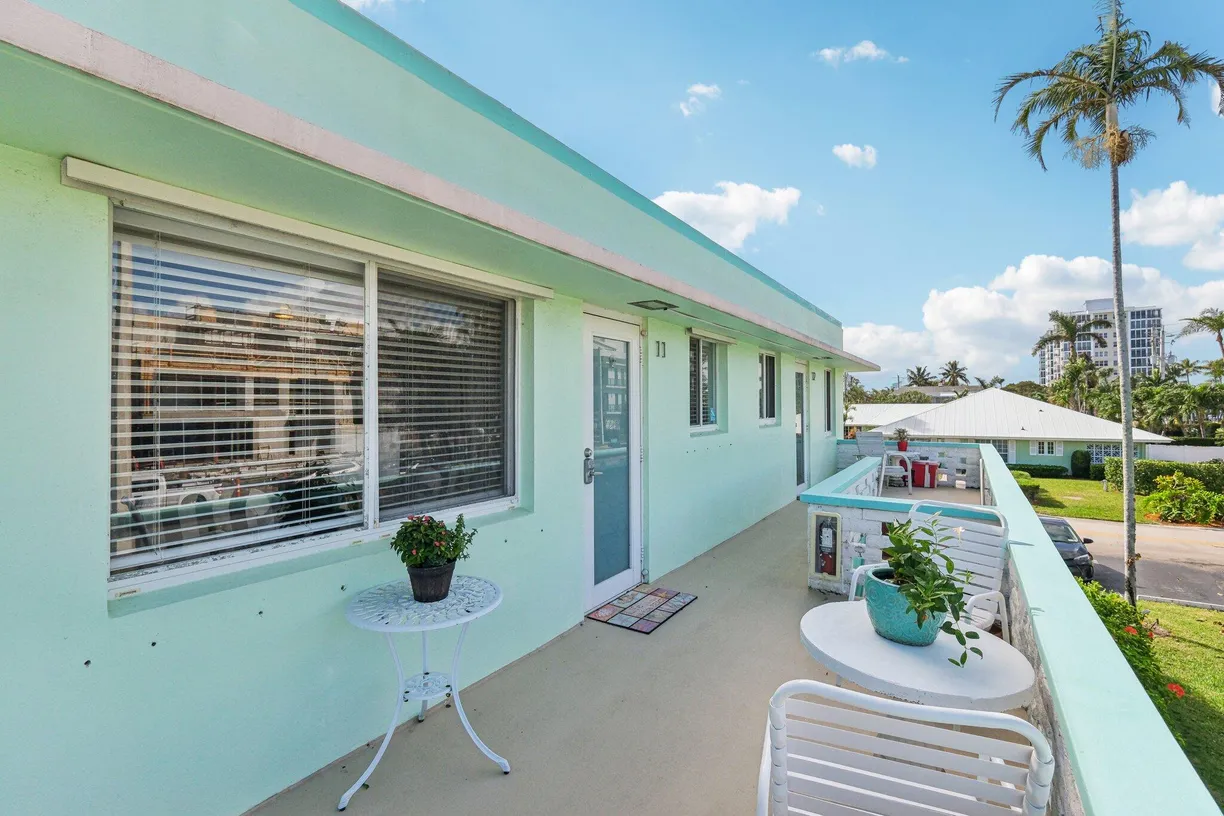 South Florida Real Estate | View 1006 Casuarina Road, 11 | Listing