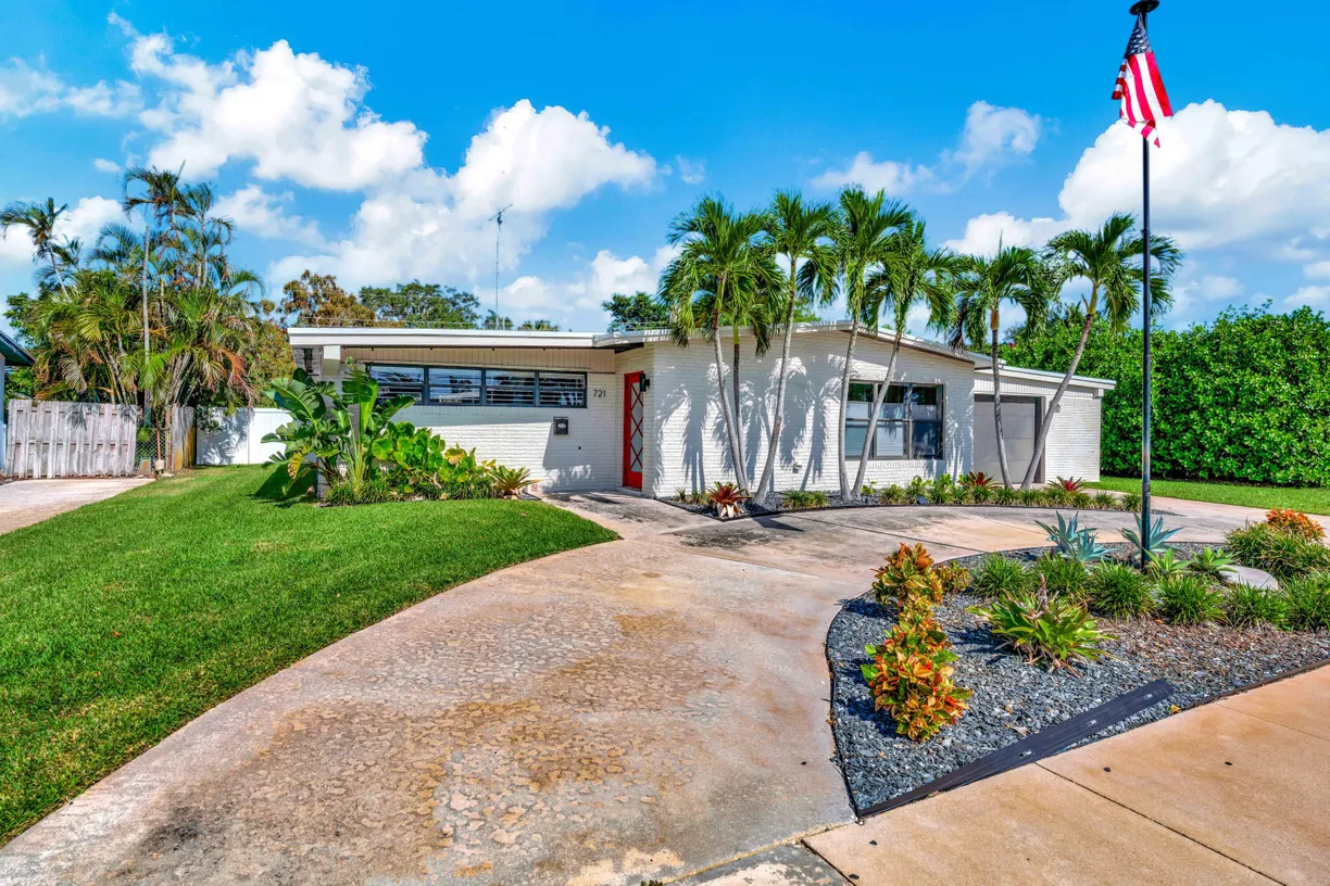 South Florida Real Estate | View 721 Lighthouse Drive | Listing
