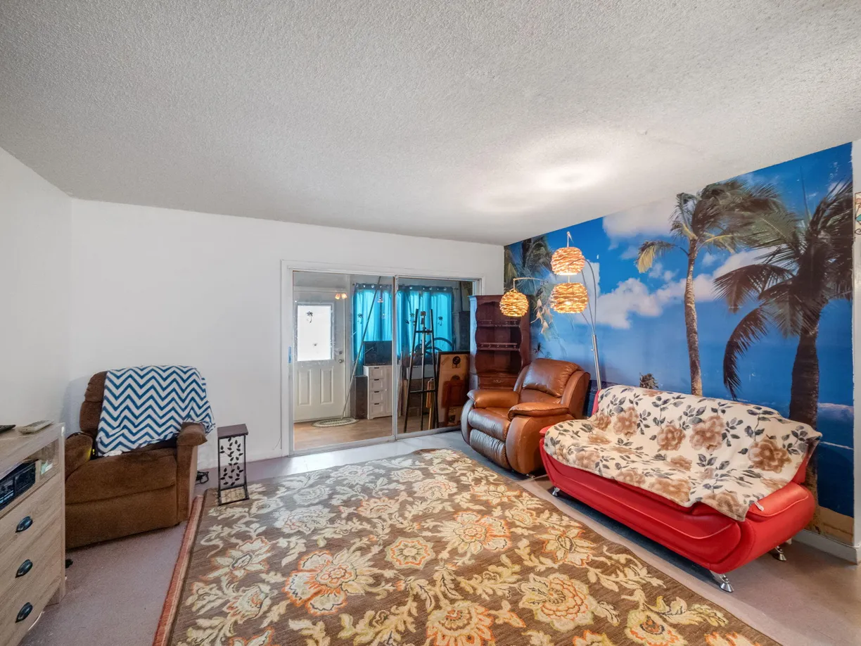 South Florida Real Estate | View 306 S Circle Drive, 103 | Listing