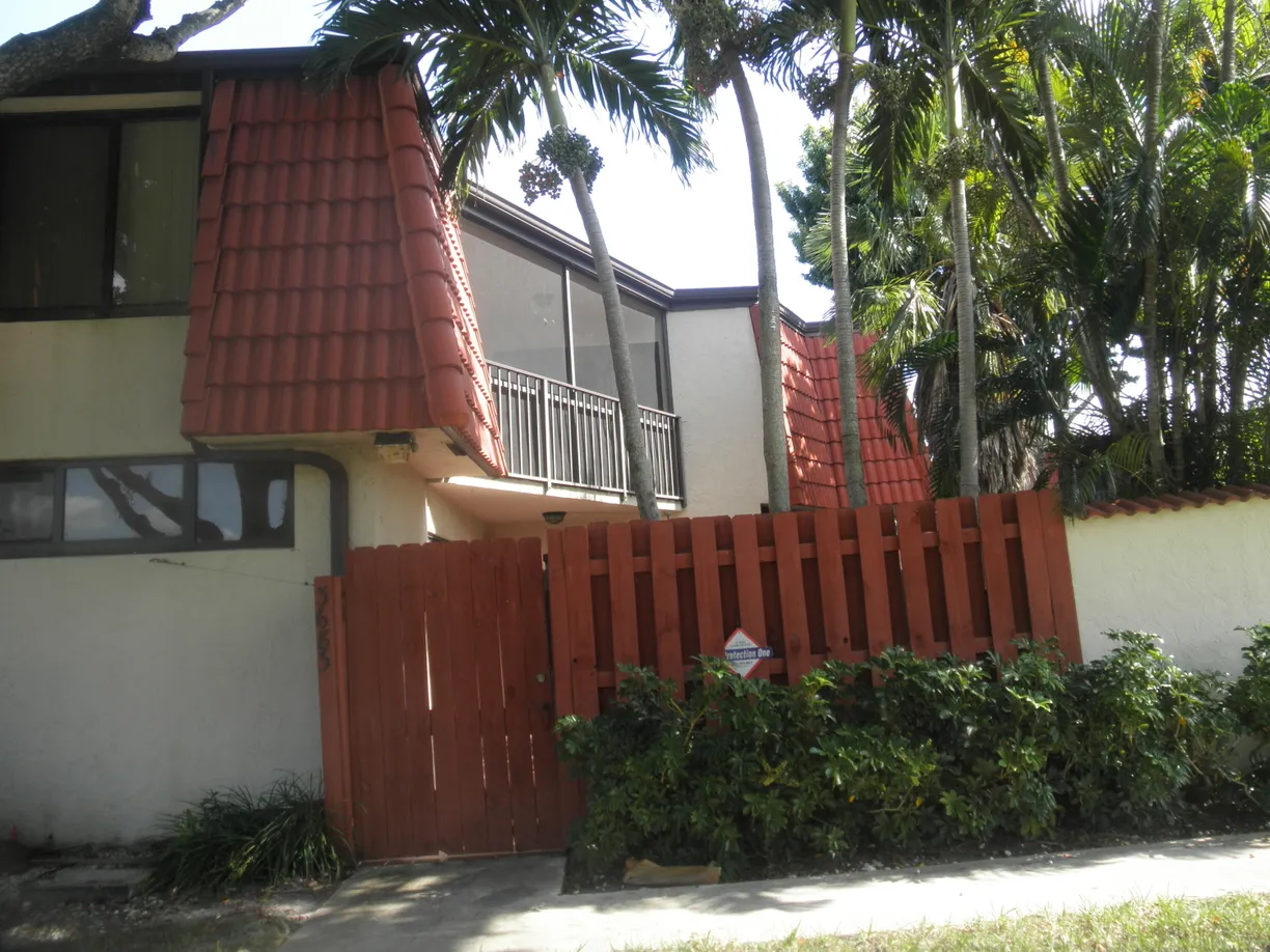 South Florida Real Estate | View 3683 Victoria Drive | 2 Beds, 2 Baths
