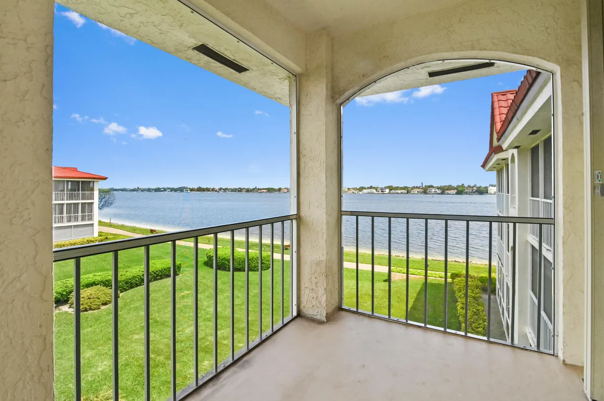 South Florida Real Estate | View 110 Half Moon Circle, F3 | Listing