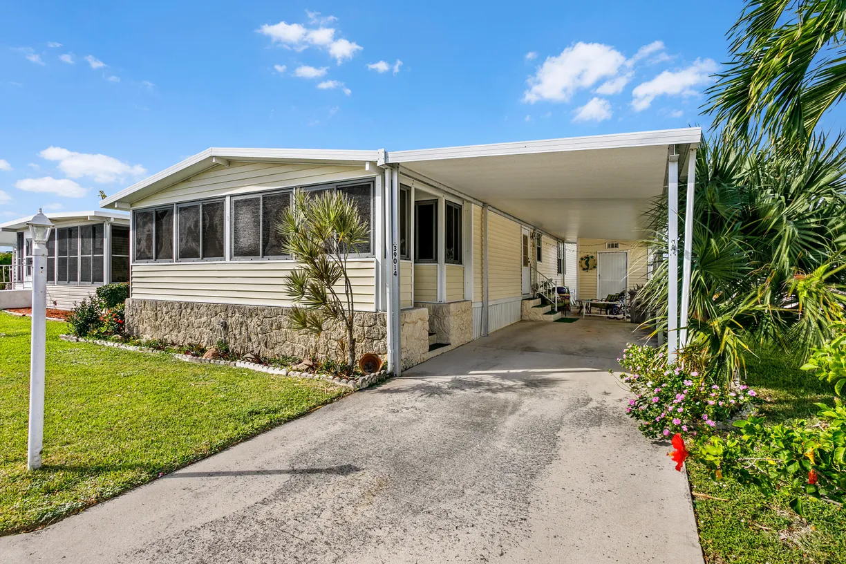 South Florida Real Estate | View 39014 Gayle Bay | 2 Beds, 2 Baths