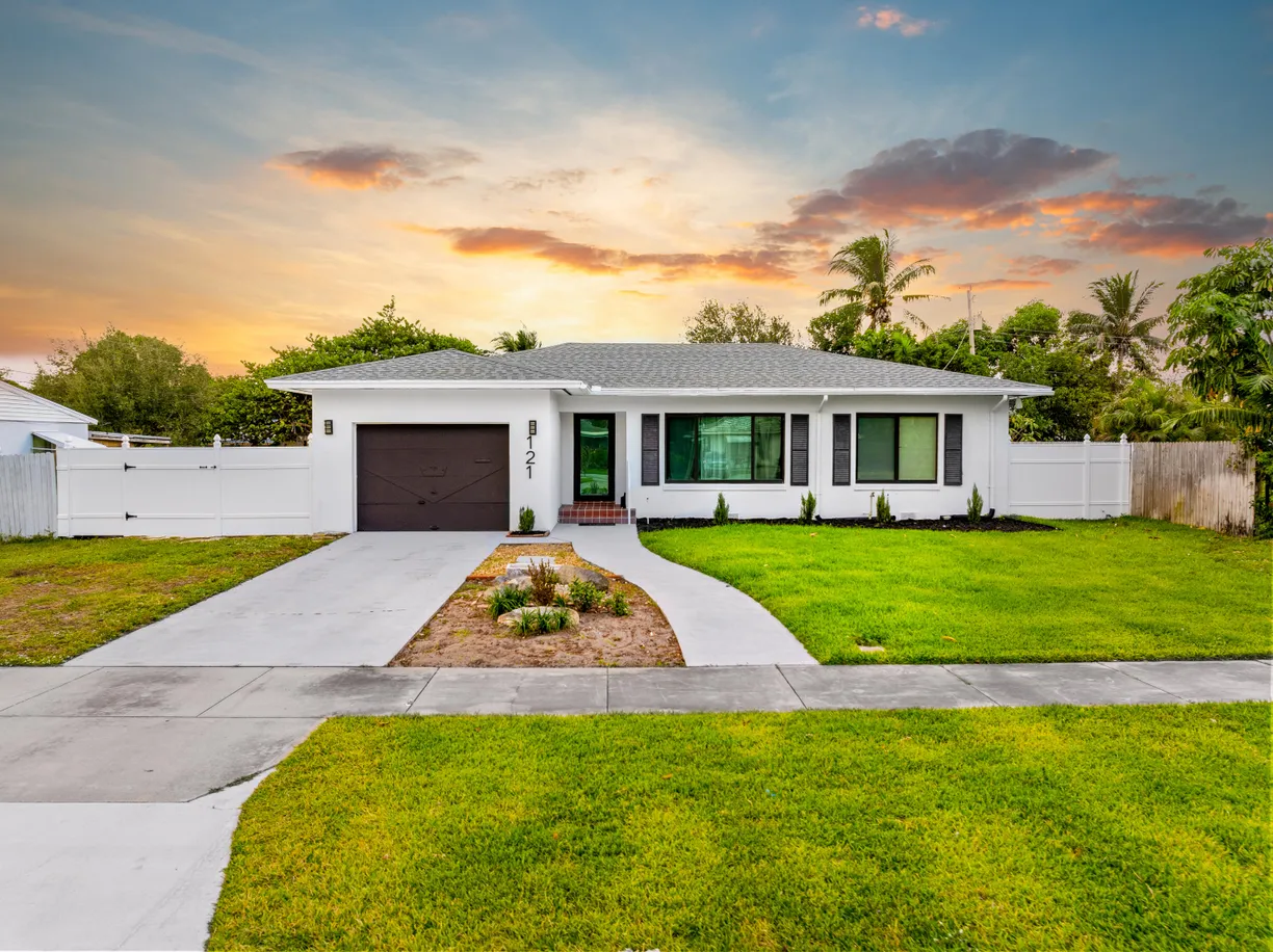 South Florida Real Estate | View 121 Bayberry Drive | 3 Beds, 3 Baths