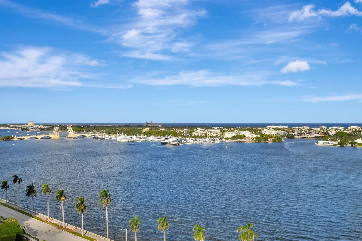 South Florida Real Estate | View 1801 S Flagler Drive, Ph5 | Listing