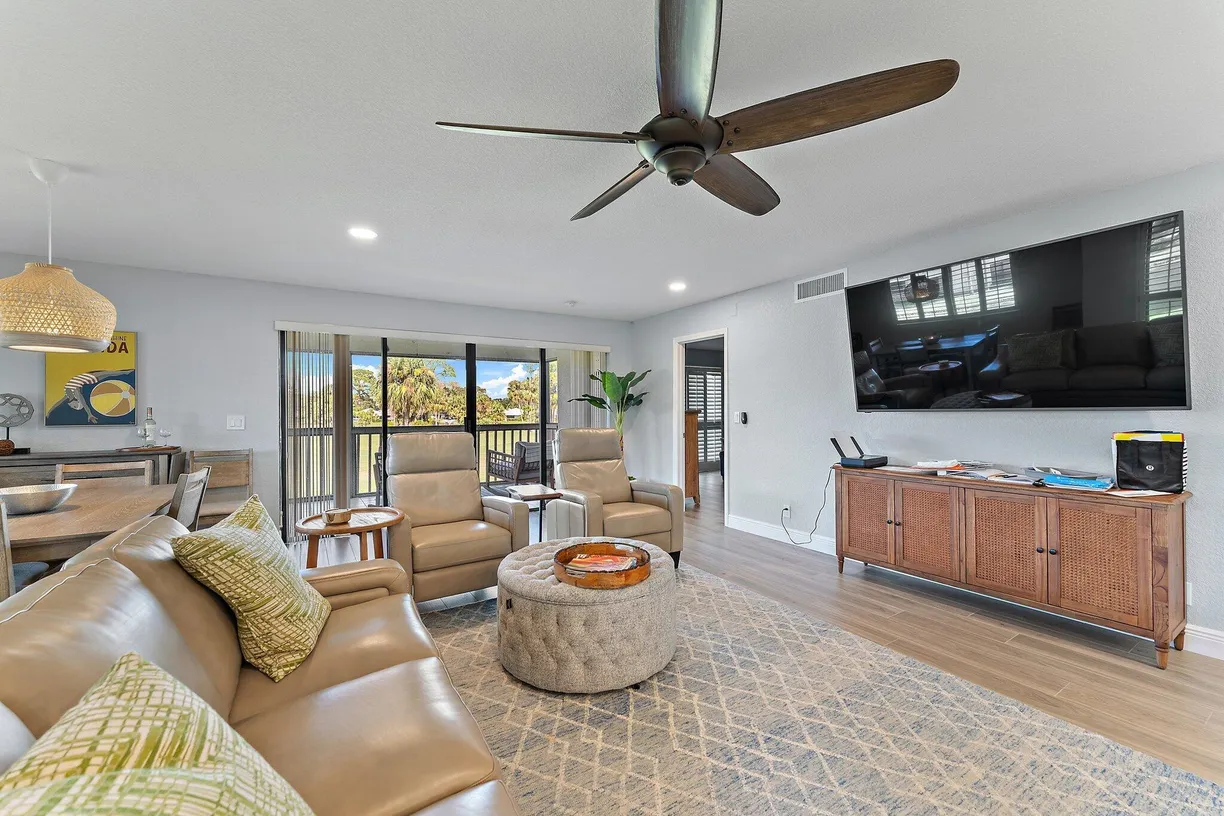 South Florida Real Estate | View 459 Brackenwood Lane | Listing