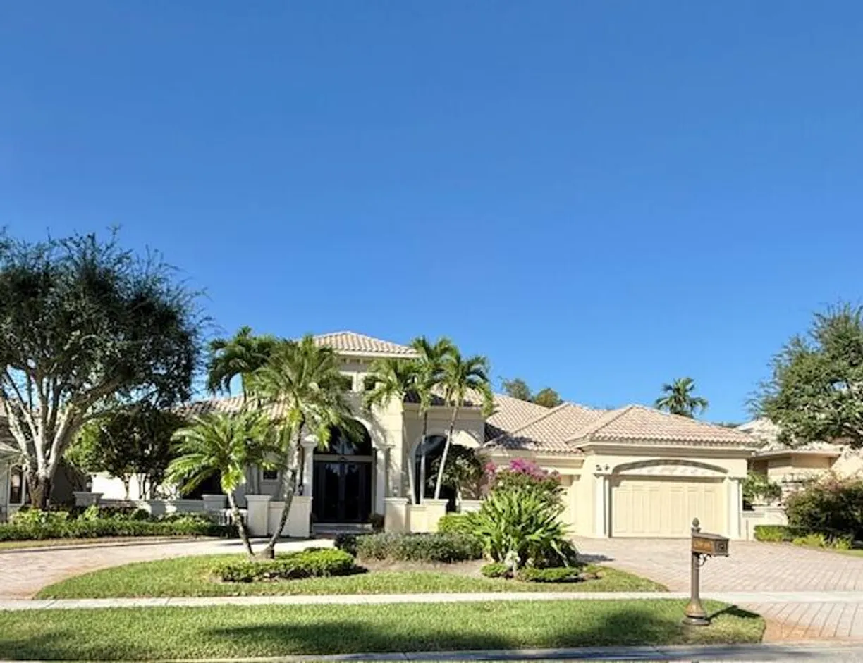 South Florida Real Estate | View 5840 Vintage Oaks Circle | 4 Beds, 4 Baths