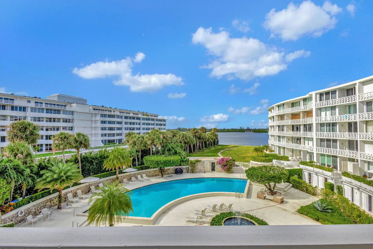 South Florida Real Estate | View 2760 S Ocean Boulevard, 316 | 2 Beds, 2 Baths