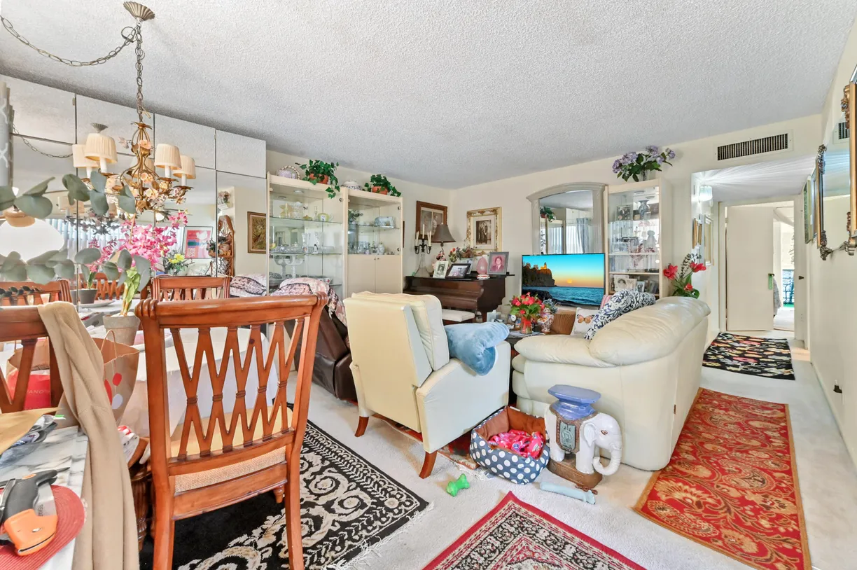 South Florida Real Estate | View 862 Normandy R | Listing