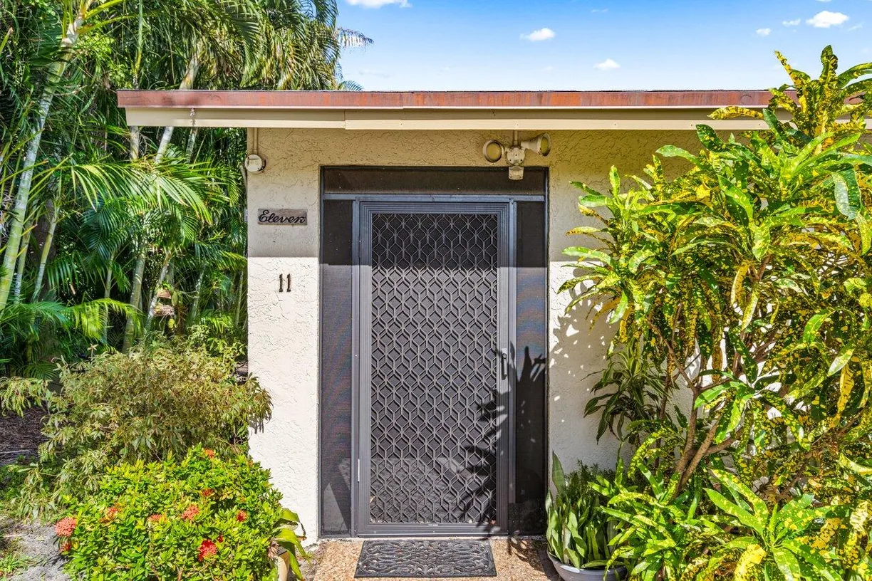 South Florida Real Estate | View 555 Banyan Tree Lane, 11 | Listing