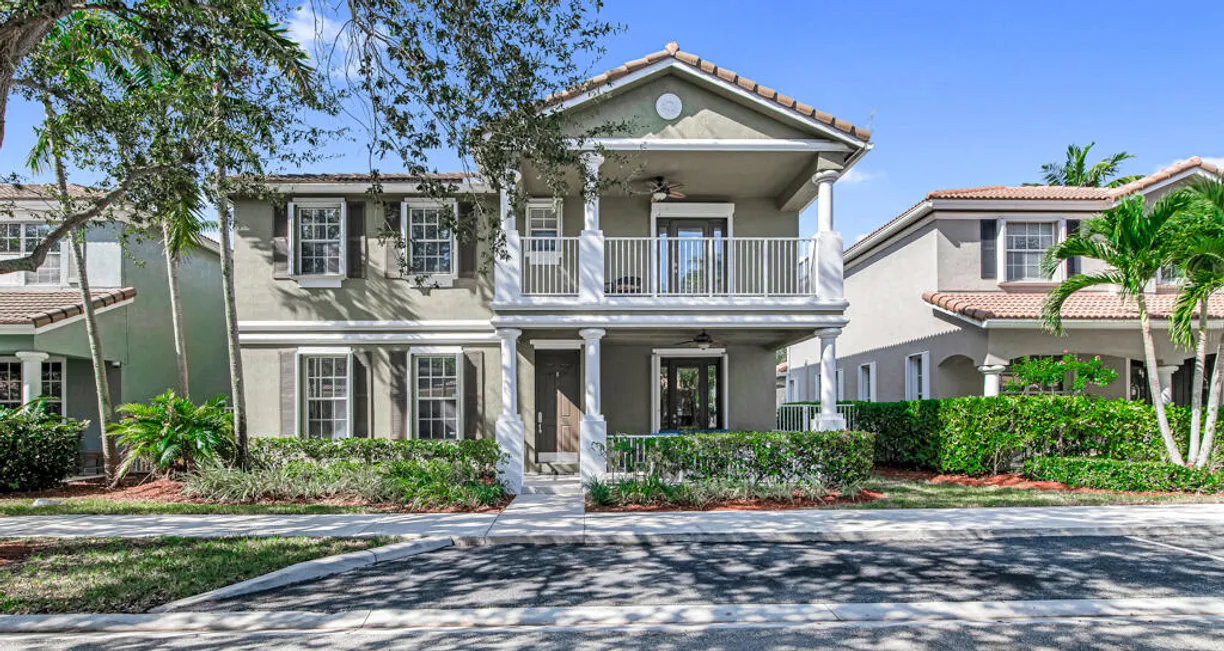 South Florida Real Estate | View 1448 E Bexley Park Drive | 3 Beds, 2 Baths