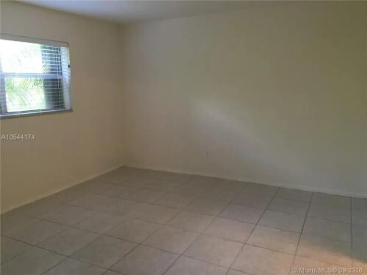 South Florida Real Estate | View 961 NW 45th Street, 3 | Listing