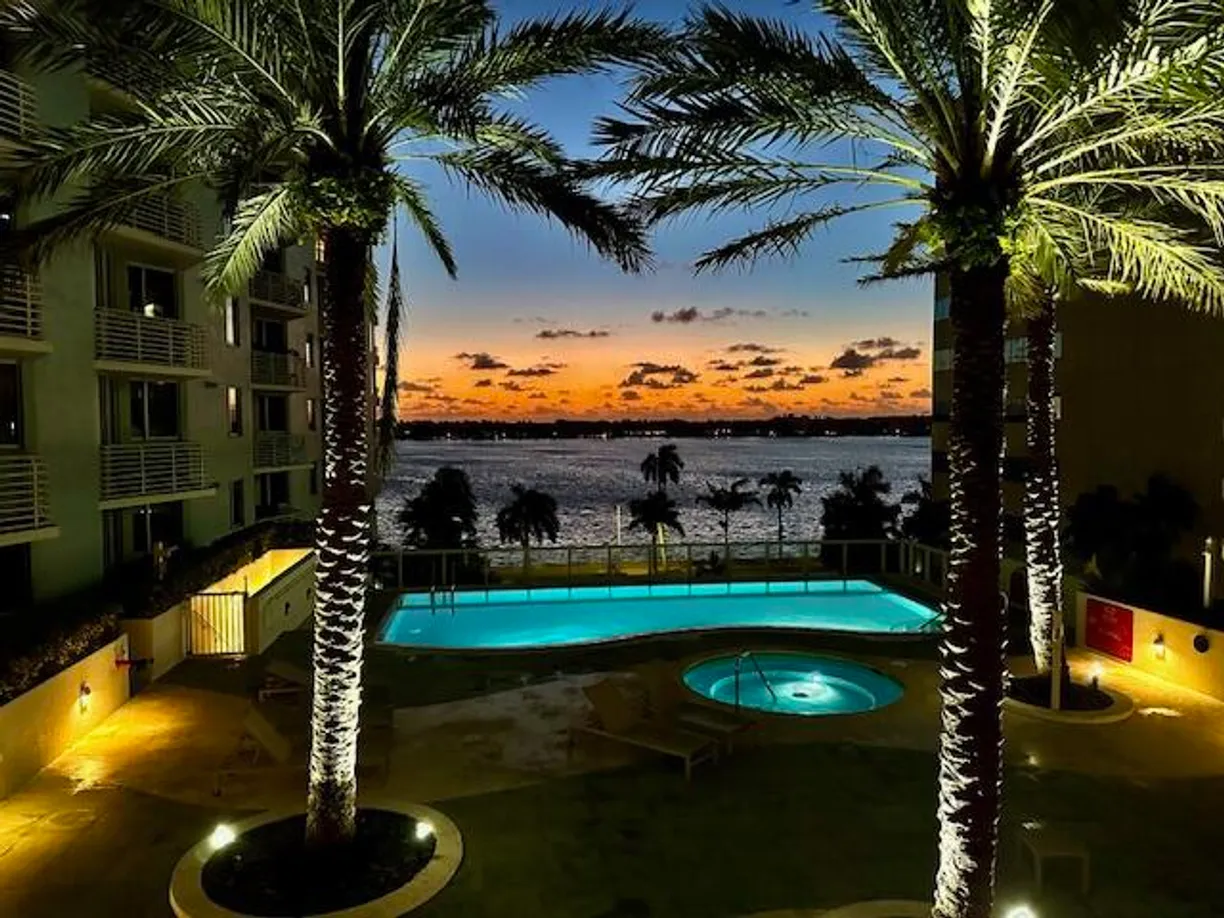South Florida Real Estate | View 1551 N Flagler Drive, 712 | 1 Bed, 1 Bath