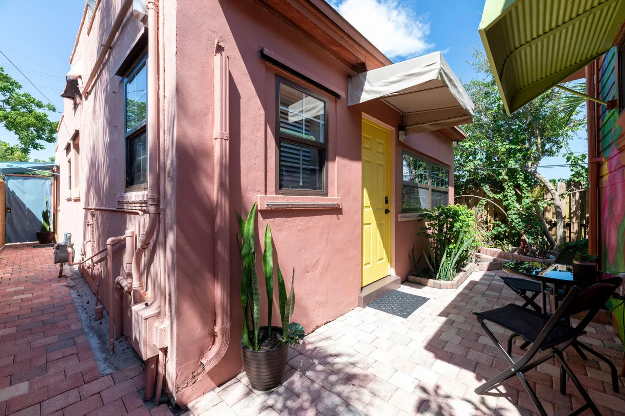 South Florida Real Estate | View 17 S L Street, 3 | Listing