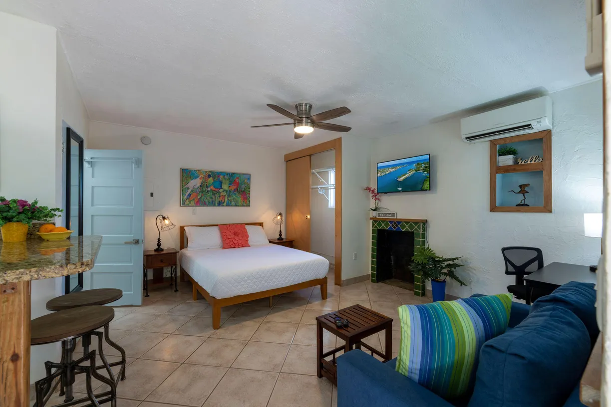 South Florida Real Estate | View 17 S L Street, 3 | 1 Bath