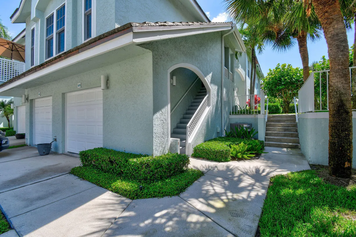 South Florida Real Estate | View 509 Mainsail Circle | Listing