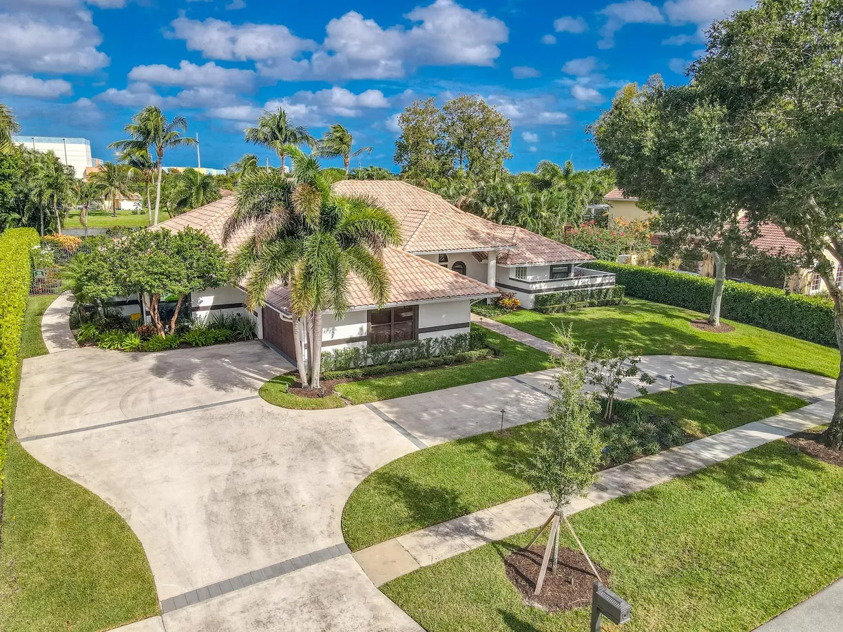 South Florida Real Estate | View 3700 Embassy Drive | Listing