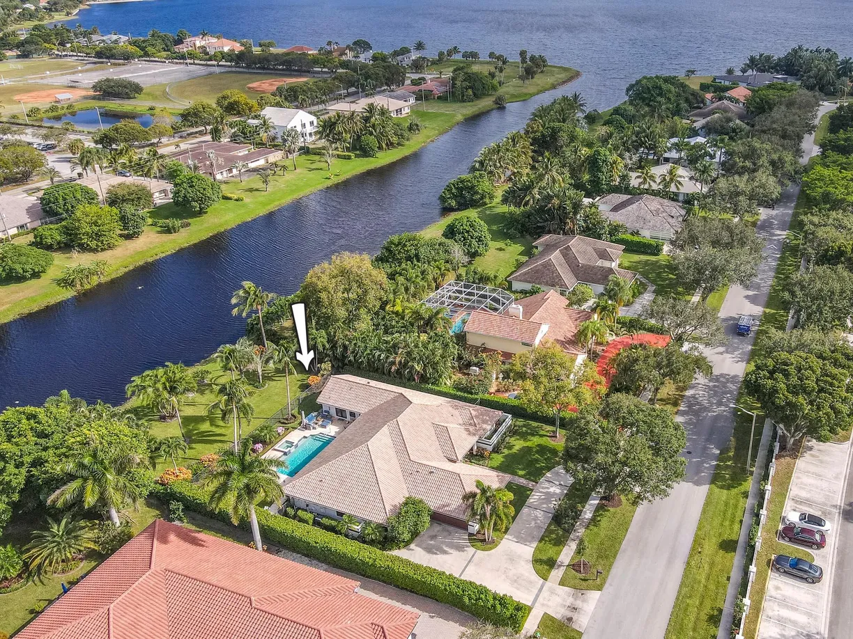 South Florida Real Estate | View 3700 Embassy Drive | 5 Beds, 4 Baths