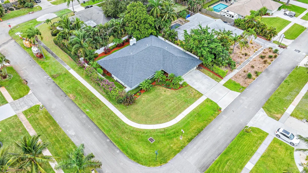 South Florida Real Estate | View 19787 Hibiscus Drive | Listing