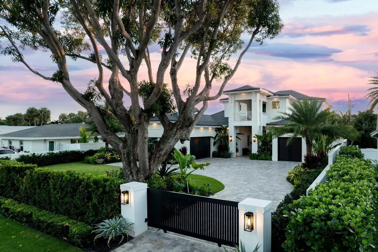 South Florida Real Estate | View 564 Anchorage Drive | 5 Beds, 5 Baths