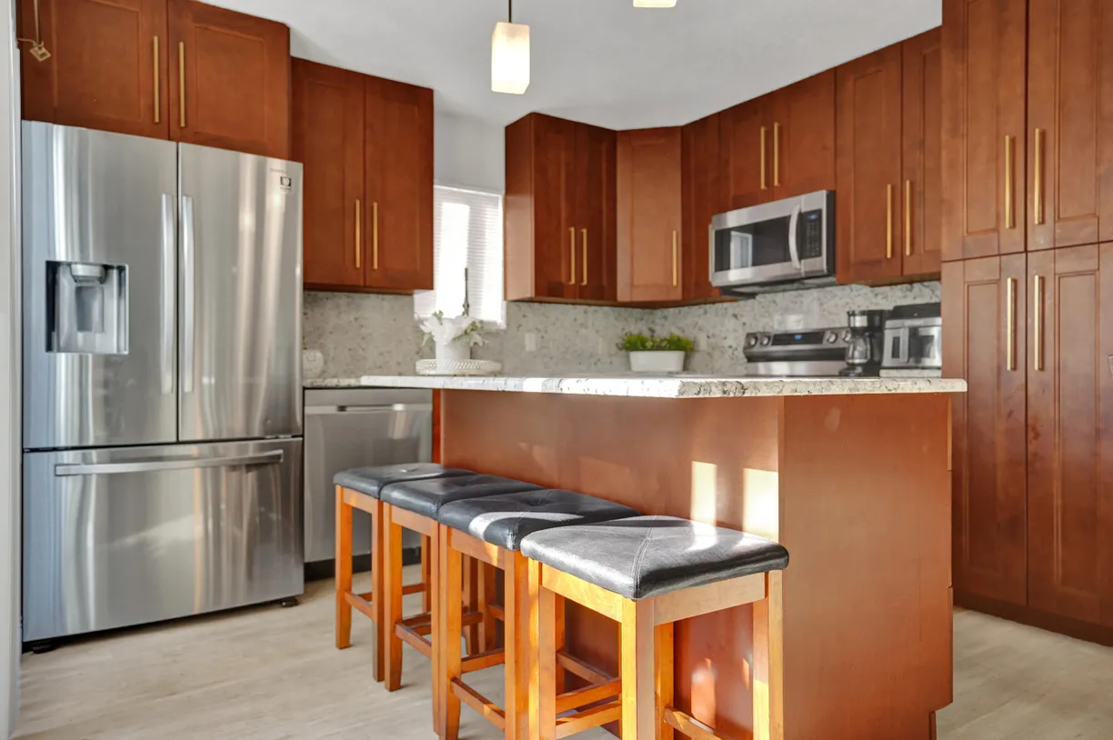 South Florida Real Estate | View 804 Waterview Drive | Listing