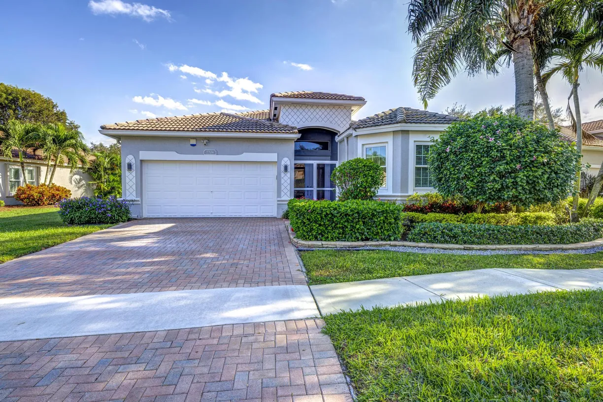 South Florida Real Estate | View 7708 New Holland Way | 3 Beds, 2 Baths
