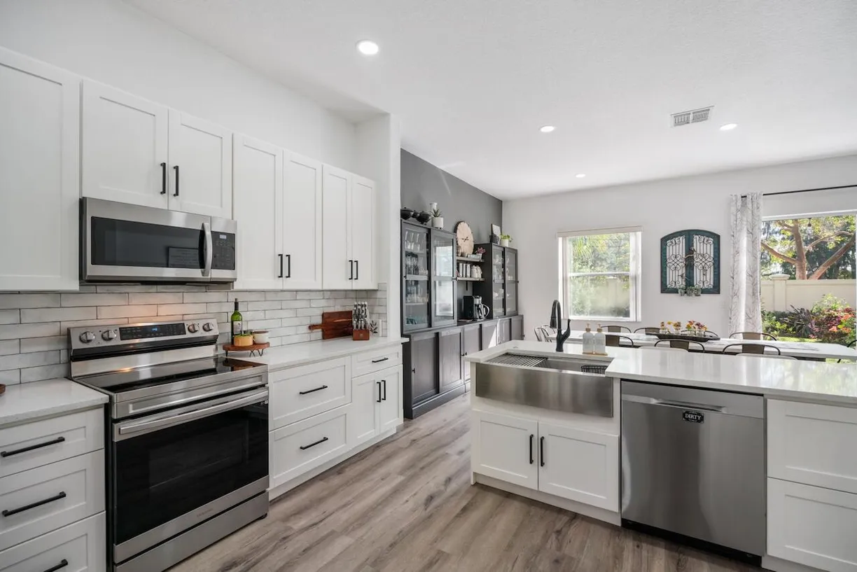 South Florida Real Estate | View 475 Gazetta Way | Listing