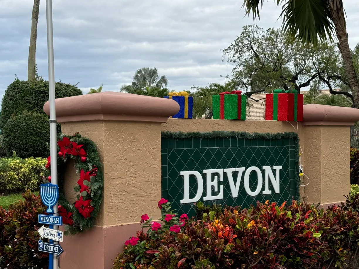 South Florida Real Estate | View 7516 N Devon Drive Drive, 212 | Listing