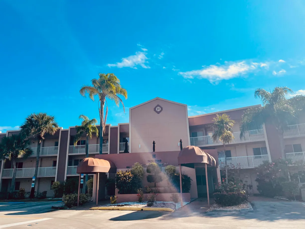 South Florida Real Estate | View 7516 N Devon Drive Drive, 212 | Listing