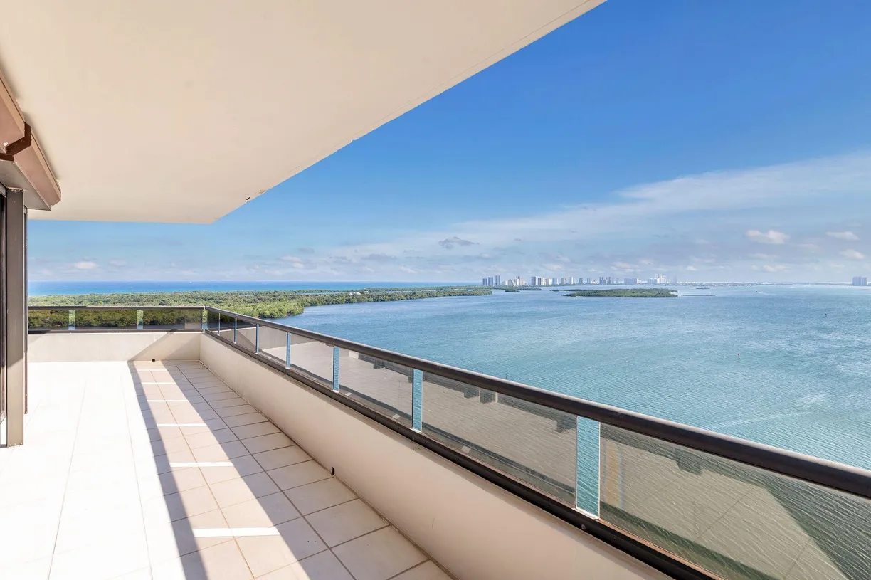 South Florida Real Estate | View 100 Lakeshore Drive, 1753 | Listing