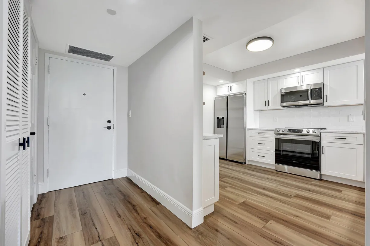 South Florida Real Estate | View 2900 NE 14th St Causeway, 602 | Listing