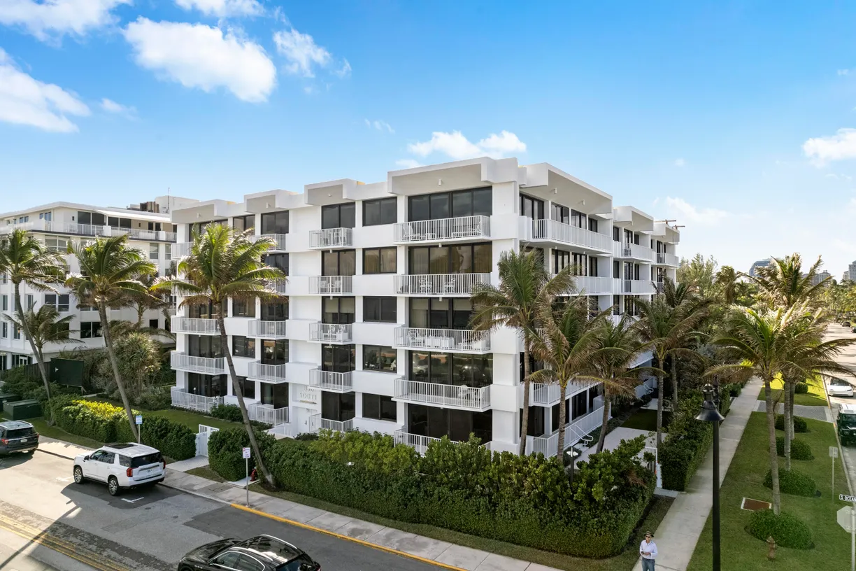 South Florida Real Estate | View 330 S Ocean Boulevard, E1 | 2 Beds, 2 Baths