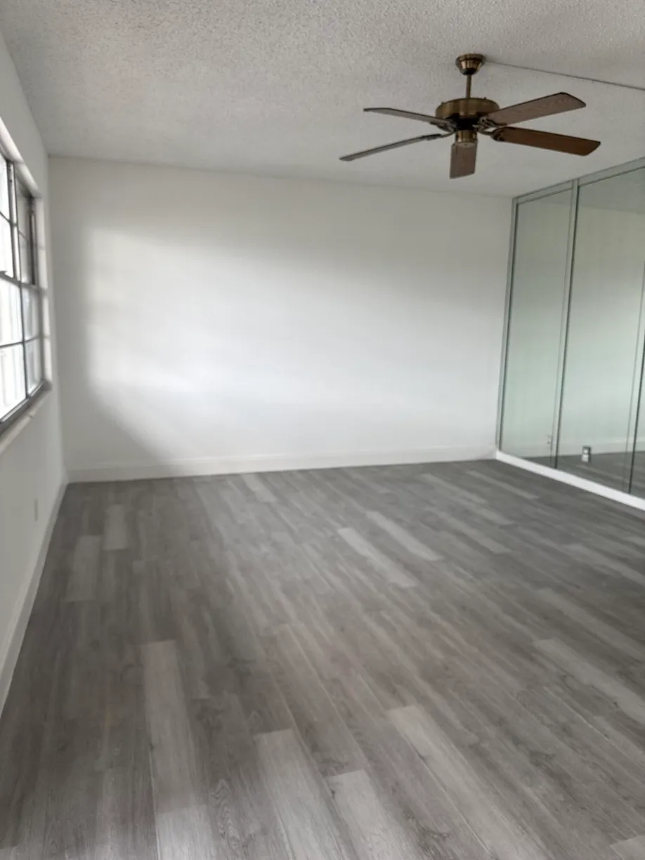 South Florida Real Estate | View 356 S Southampton C | Listing