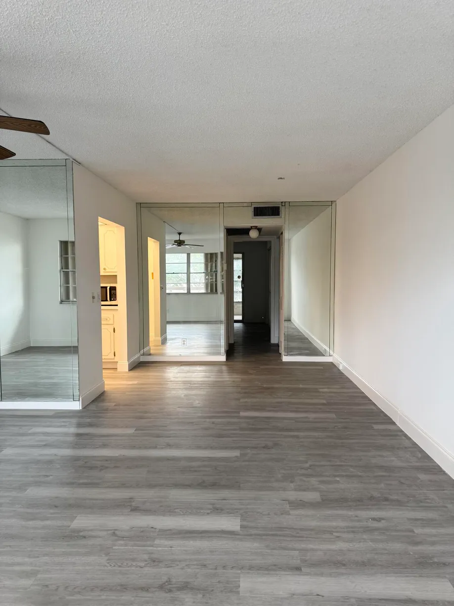 South Florida Real Estate | View 356 S Southampton C | Listing